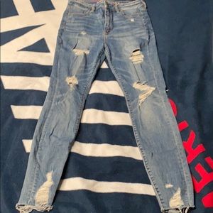 Highest Rise Distressed Jegging